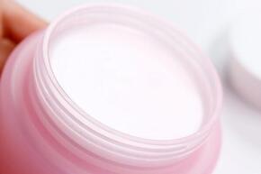 Тающий бальзам для снятия макияжа Banila Co Clean it Zero Cleansing Balm Original 180 мл Изображение