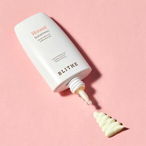 Балансирующий солнцезащитный крем Blithe Honest Sunscreen SPF 50+ PA++++ 50 мл - купить в Киеве, Украина | LinaBox Изображение