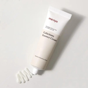 Крем для лица с экстрактом галактомисиса Manyo Factory Galactomy Essence Cream 50 мл Изображение