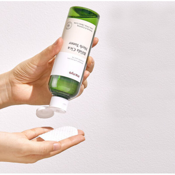 Тонер для заспокоєння чутливої шкіри Manyo Bifida Cica Herb Toner 210 мл Зображення