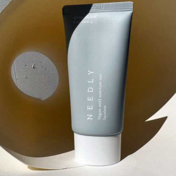 Увлажняючий сонцезахисний крем з рослинним скваланом Needly Vegan Mild Moisture Sun SPF 50+ PA++++ 50 мл Зображення