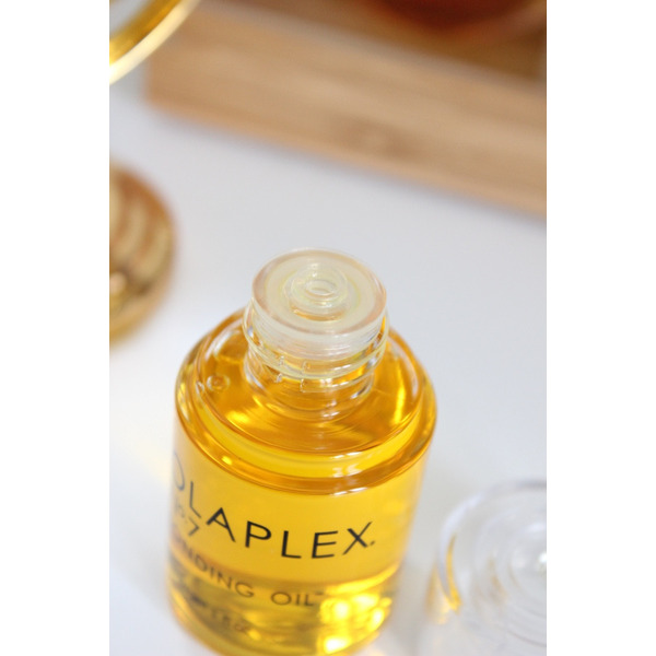 Восстанавливающее масло для укладки волос Olaplex №7 Bonding Oil Капля Совершенства 30 мл Изображение