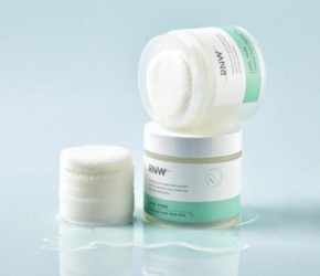 Отшелушивающие пады для лица RNW PEELING TONER PAD MILD 60 шт Изображение