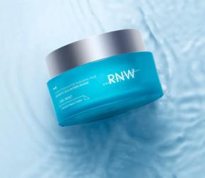 Увлажняющий крем с гиалуроновой кислотой RNW Moisture Aqua Cream 50 мл Изображение