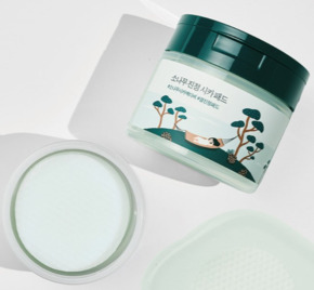 Пэды с экстрактами сосны и центеллы для проблемной кожи Round Lab Pine Calming Cica Pad 50 шт Изображение