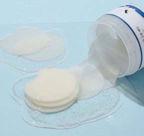 Успокаивающие пэды с берёзовым соком Round Lab Birch Juice Moisturizing Pad 80 шт Изображение