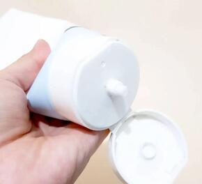 Мягкая пенка для умывания Round Lab 1025 Dokdo Cleanser 150 мл Изображение