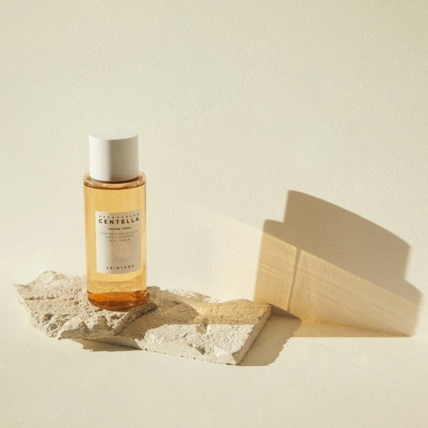 Увлажняющий тонер с центеллой и гиалуроновой кислотой SKIN1004 Madagascar Centella Toning Toner 400 мл Изображение