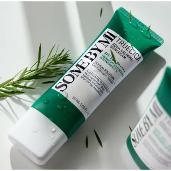 Сонцезахисний крем з комплексом центели Some By Mi Truecica Aqua Calming Sun Cream SPF50+ PA++++ Зображення